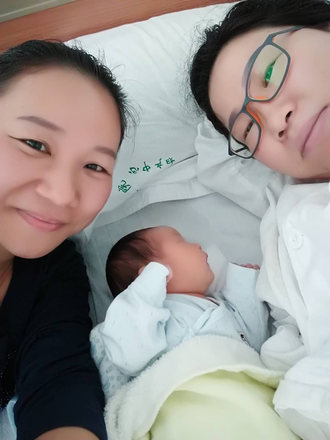 /郑小红月嫂的个人照片展示