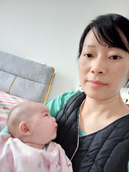 /张青花月嫂的个人照片展示