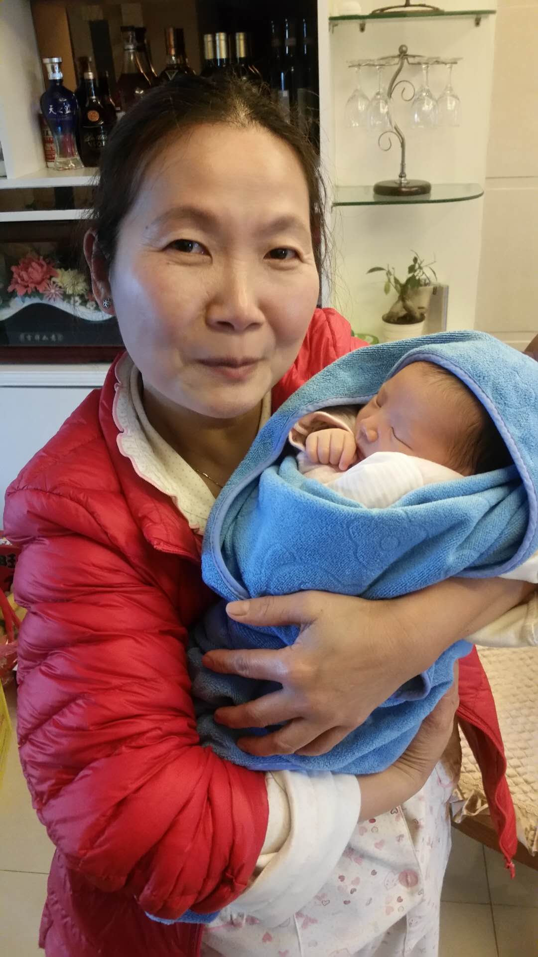 /许丽玲月嫂的个人照片展示