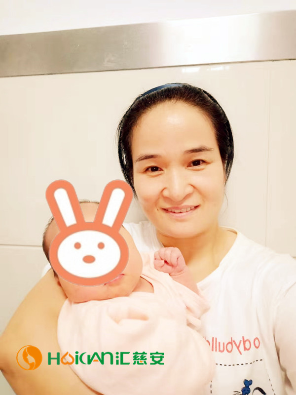 /张元喜月嫂的个人照片展示