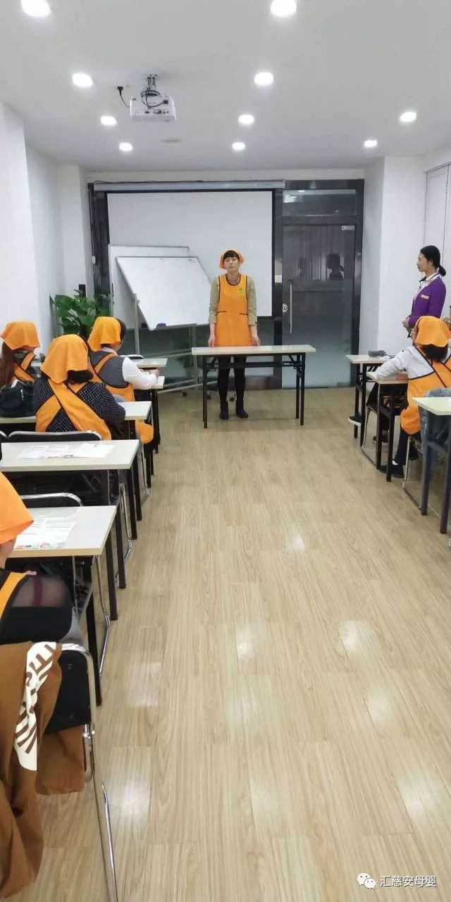 1665296733233027.jpg 月子餐一.jpg