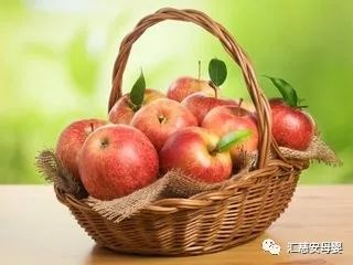 月子餐一.jpg